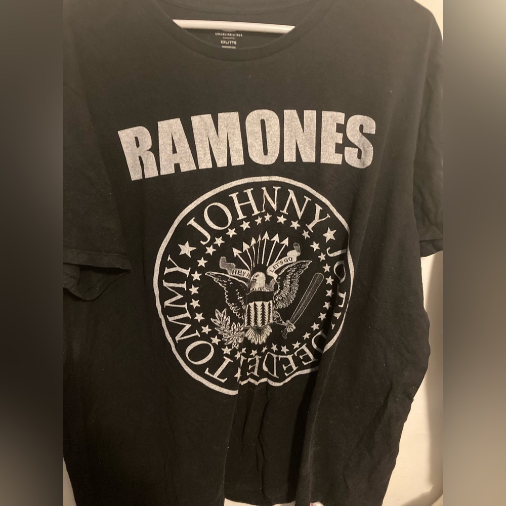 Ramones Shirt XXL